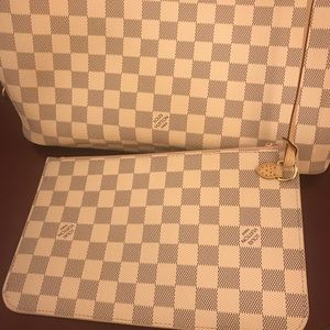 Meet your Posher, Maggie